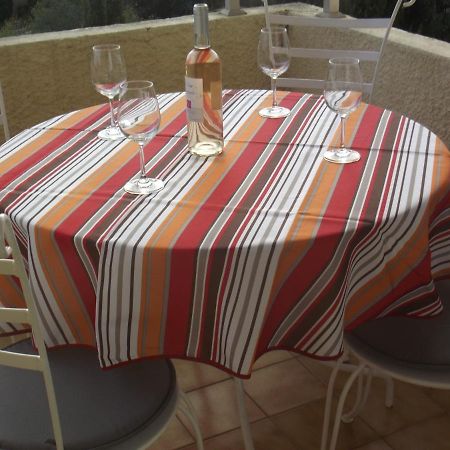 Appartement Spacieux Et Calme Classe 4 Etoiles, A 300M De La Mer Sainte-Maxime Zewnętrze zdjęcie