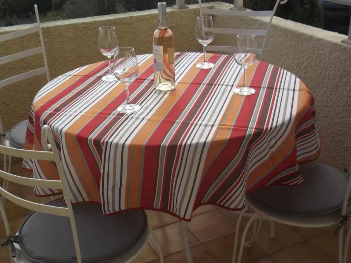 Appartement Spacieux Et Calme Classe 4 Etoiles, A 300M De La Mer Sainte-Maxime Zewnętrze zdjęcie